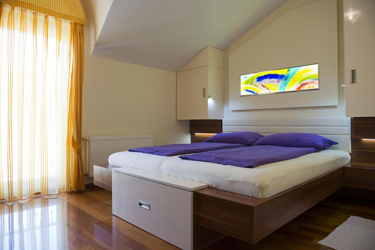 Pansion Maestral Hotel Novi Vinodolski Eksteriør billede