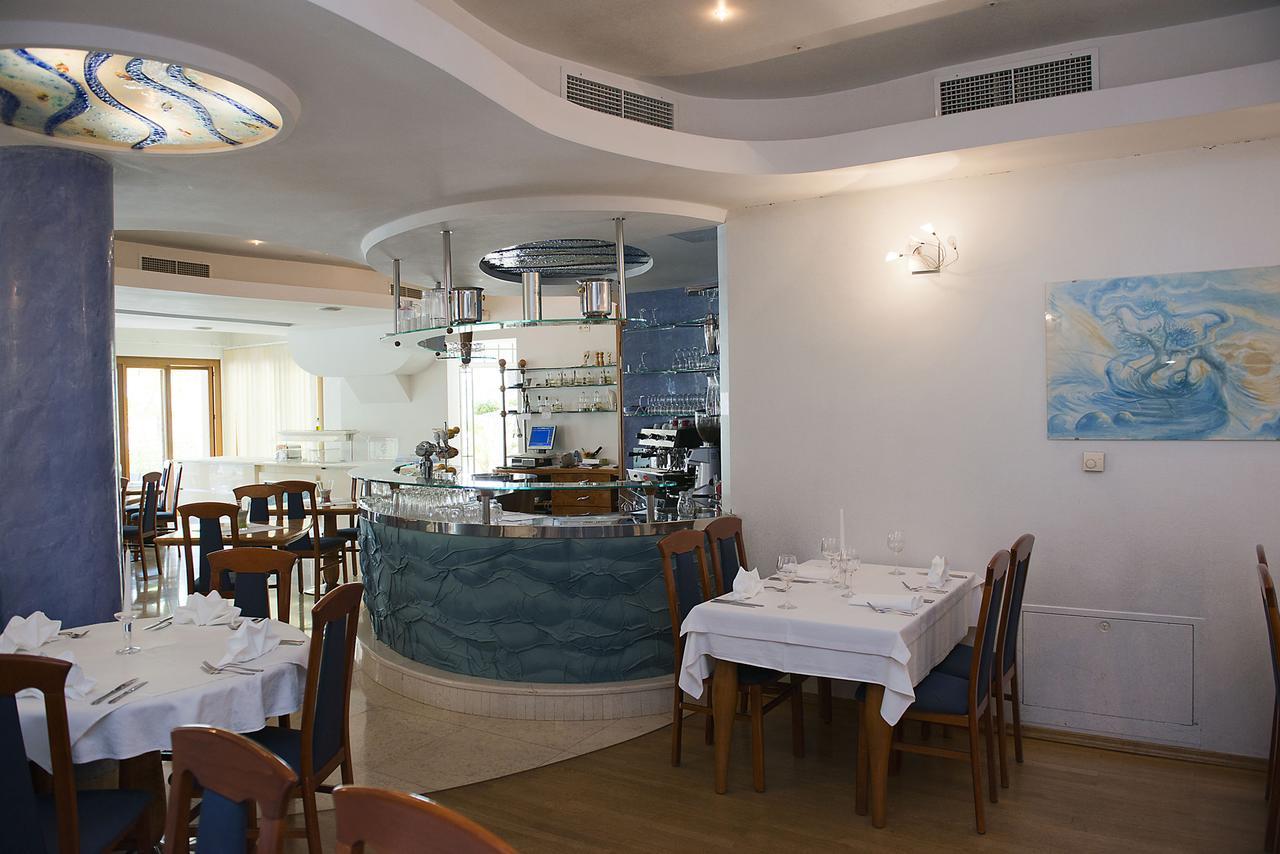 Pansion Maestral Hotel Novi Vinodolski Eksteriør billede
